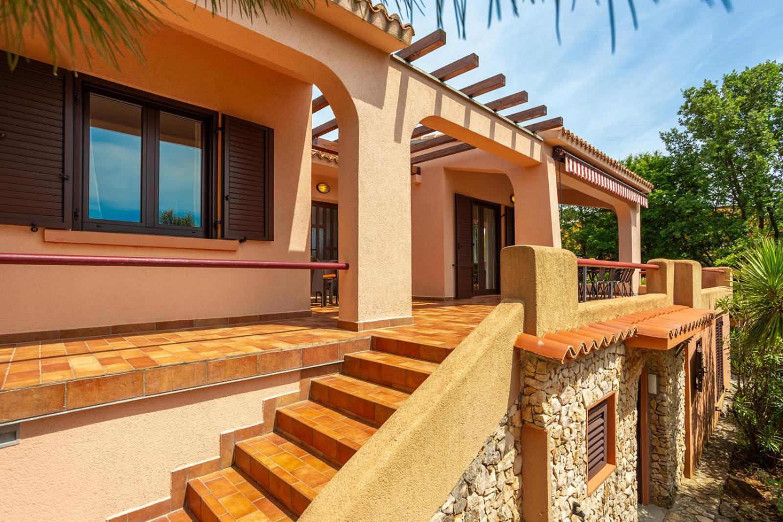 Apartments Villa Temer Пинезичи Экстерьер фото