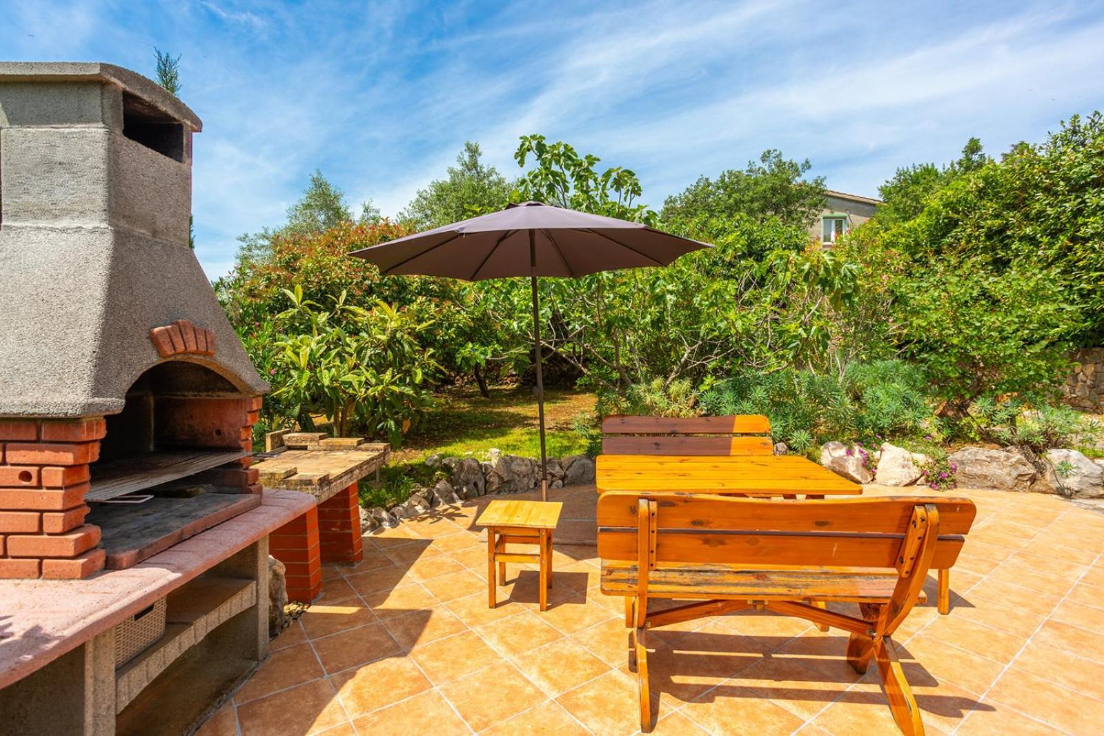 Apartments Villa Temer Пинезичи Экстерьер фото