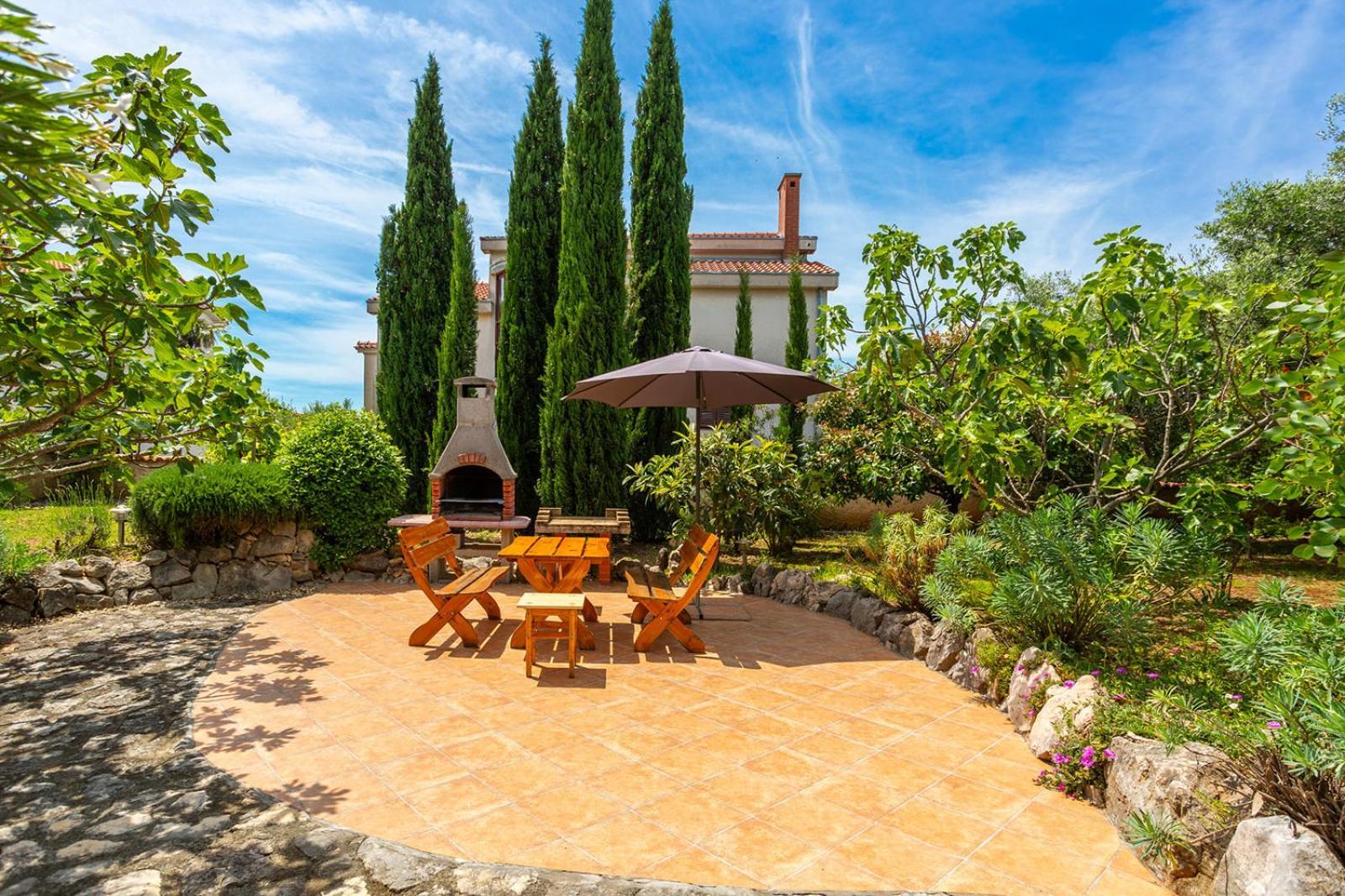 Apartments Villa Temer Пинезичи Экстерьер фото